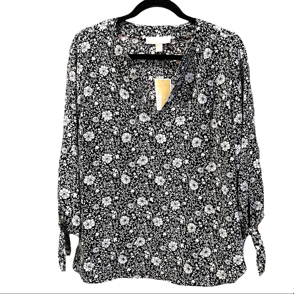 Michael Kors Blouse. Size M. NWT